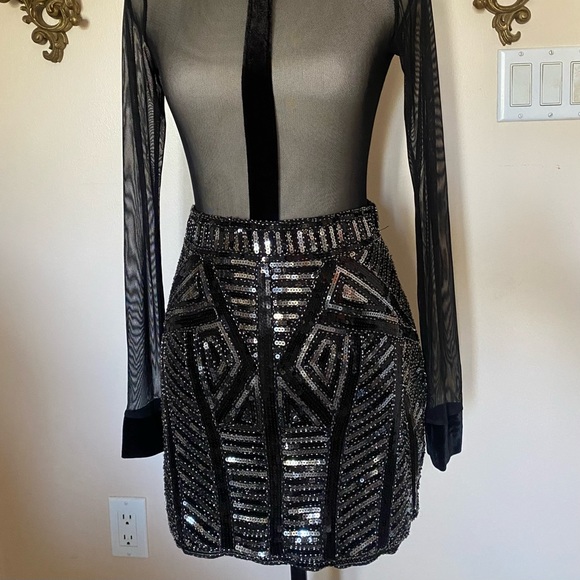 Sexy mesh bodysuit & skirt - Picture 2 of 3